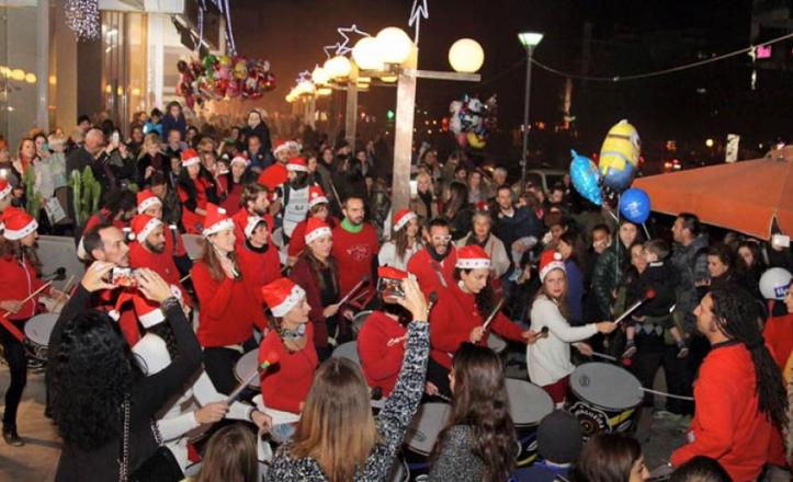 kokkini_nyxta_glyfada