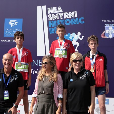 Βαγγέλης Χατζατουριάν, Νόρα Γαλανοπούλου, Ιωάννα Καρυοφύλλη