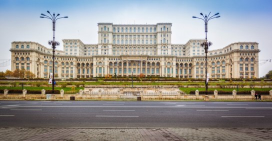 bucharest_palace_of_parliament_lg