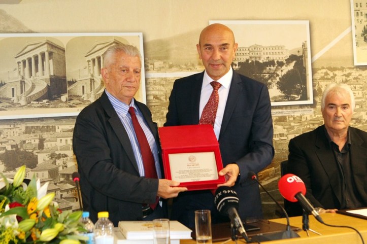 64882483_428735931297284_4171017267141672960_n